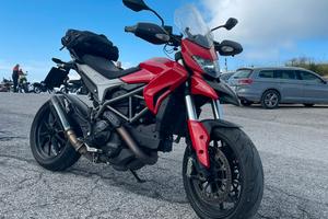 Ducati Hyperstrada 821