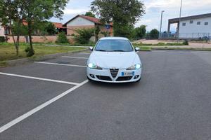 Alfa romeo 147 gpl
