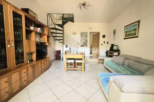 DUPLEX COMPLETAMENTE RISTRUTTURATO CON CORTE E TER