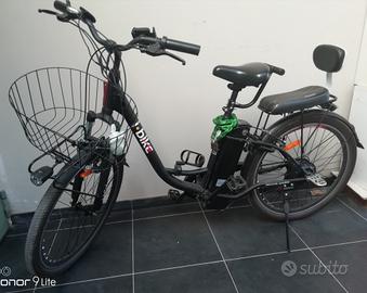 Bici elettrica e-bike city batteria nuova