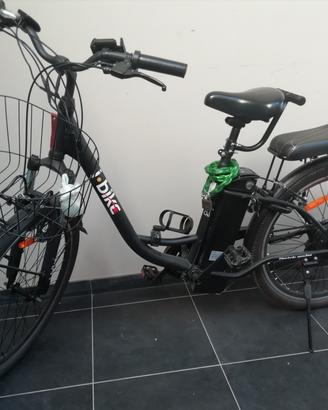 Bici elettrica e-bike city batteria nuova