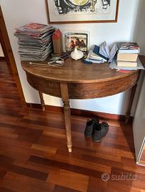 Mobile in legno da parete