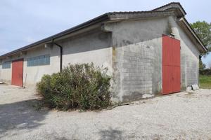 MAGAZZINO A CORREZZOLA