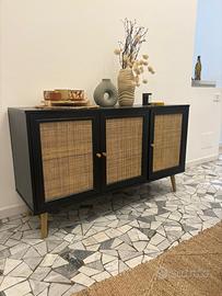 Credenza