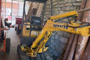 Escavatore Komatsu 15 ql