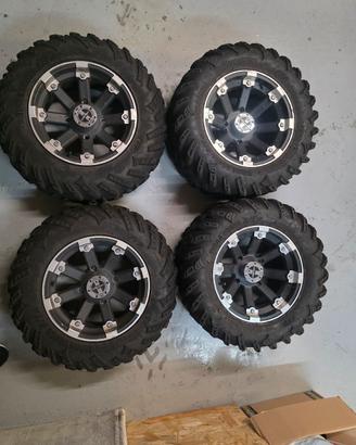 Can am outlander  cerchi +gomme