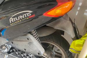 Scooter 50 Atlantis Derby usato da sistemare