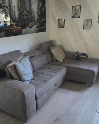 Divano con chaise-longue 