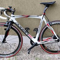 Bici corsa carbonio Pinarello DOGMA