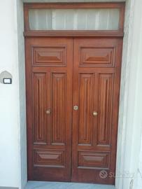 Portone in legno