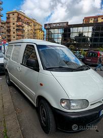 Nissan vanette 2001 scritto AsI 80.000 km