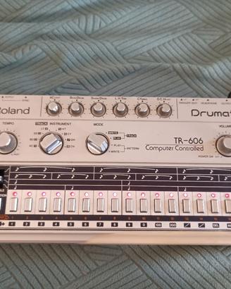 Roland TR 606