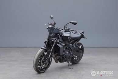 YAMAHA MT-09 890