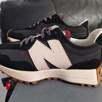 New Balance 327