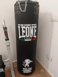 Sacco leone sport.