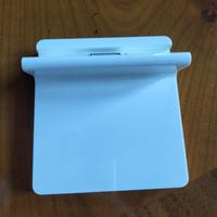 Apple iPad 2 Dock. 