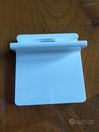 Apple iPad 2 Dock. 