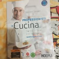 Libro di scuola superiore alberghiero 