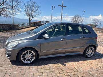 Mercedes B 170 sport