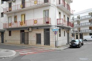 Immobile di 60 m² con 2 locali a Noci