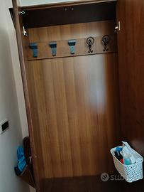 Cappottiera due ante legno massello 