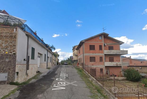 Rignano flaminio trilocale con balcone