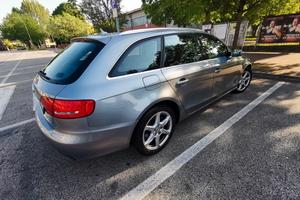 AUDI A4 4ª serie - 2011