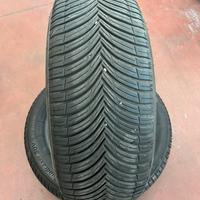 Gomme  4 stagioni 235/55/19. 105w
