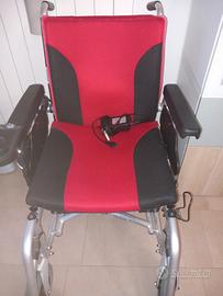 Sedia a rotelle elettrica