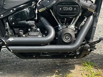 Vance & Hines Softail Fat Bob 114