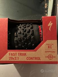 Copertoni mtb 29 tr. nuovi più pedali flat