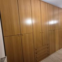 Armadio in legno