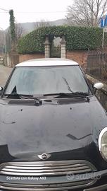 Mini Cooper S 2003 – Iconica e sportiva – Benzina