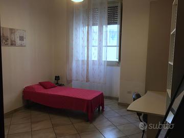 Stanze singole per studenti zona Palazzo Doglio