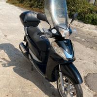 Honda sh 300 2011