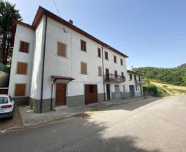 Casa indipendente con terreno ed annesso