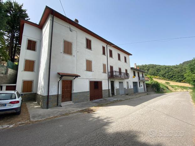 Casa indipendente con terreno ed annesso