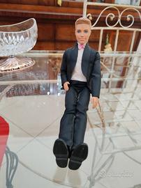 Bambola Ken Barbie sposo 