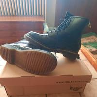 anfibi Dr.Martens n37