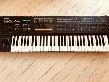 Yamaha DX7 FD II