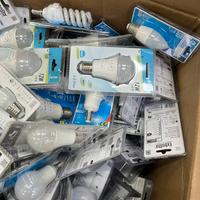 Strice led +lampadine led Stock