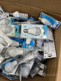 Strice led +lampadine led Stock