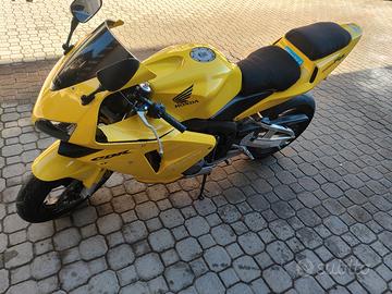 Honda CBR 600 RR 