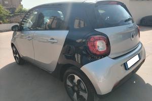 SMART FORFOUR 32MILAKM DIMOSTRABILI