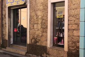 LOCALE COMMERCIALE Mq. 36 SENORBI' via Carlo Sanna