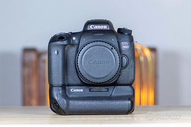 Canon EOS 760D + Batterygrip - Come nuova