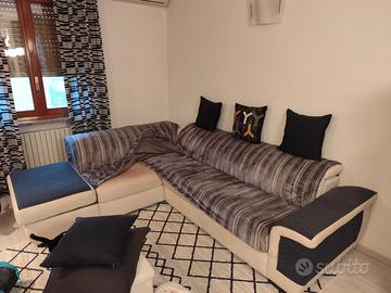 divano/letto in ecopelle