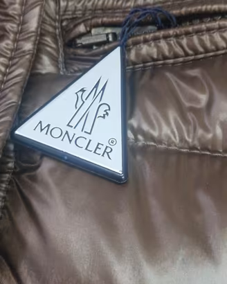 Moncler originale da uomo mai usato 