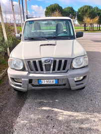 Mahindra Goa con cassone ribaltabile