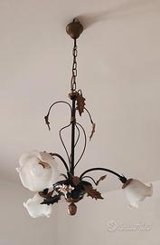 Lampadario vintage 3 luci in ferro battuto e vetro